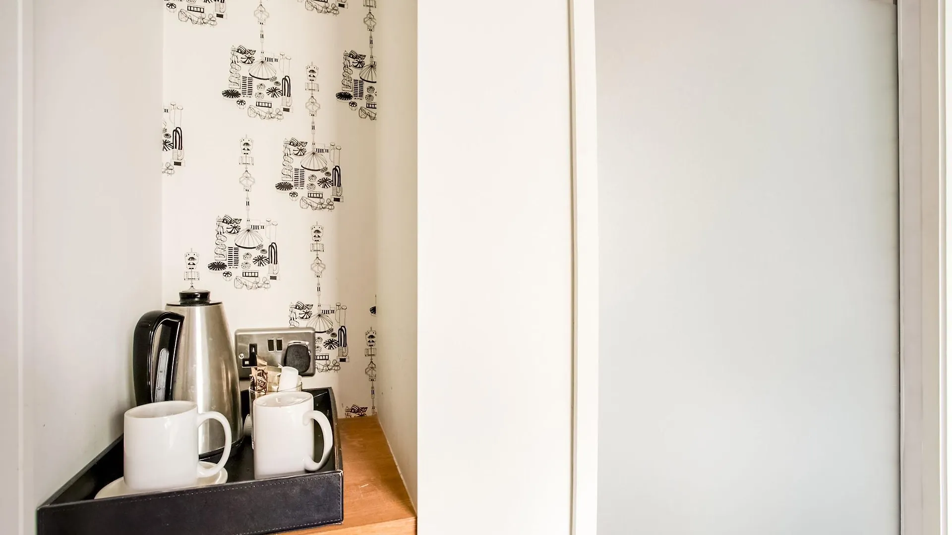 Oyo Fab Guest House Brighton