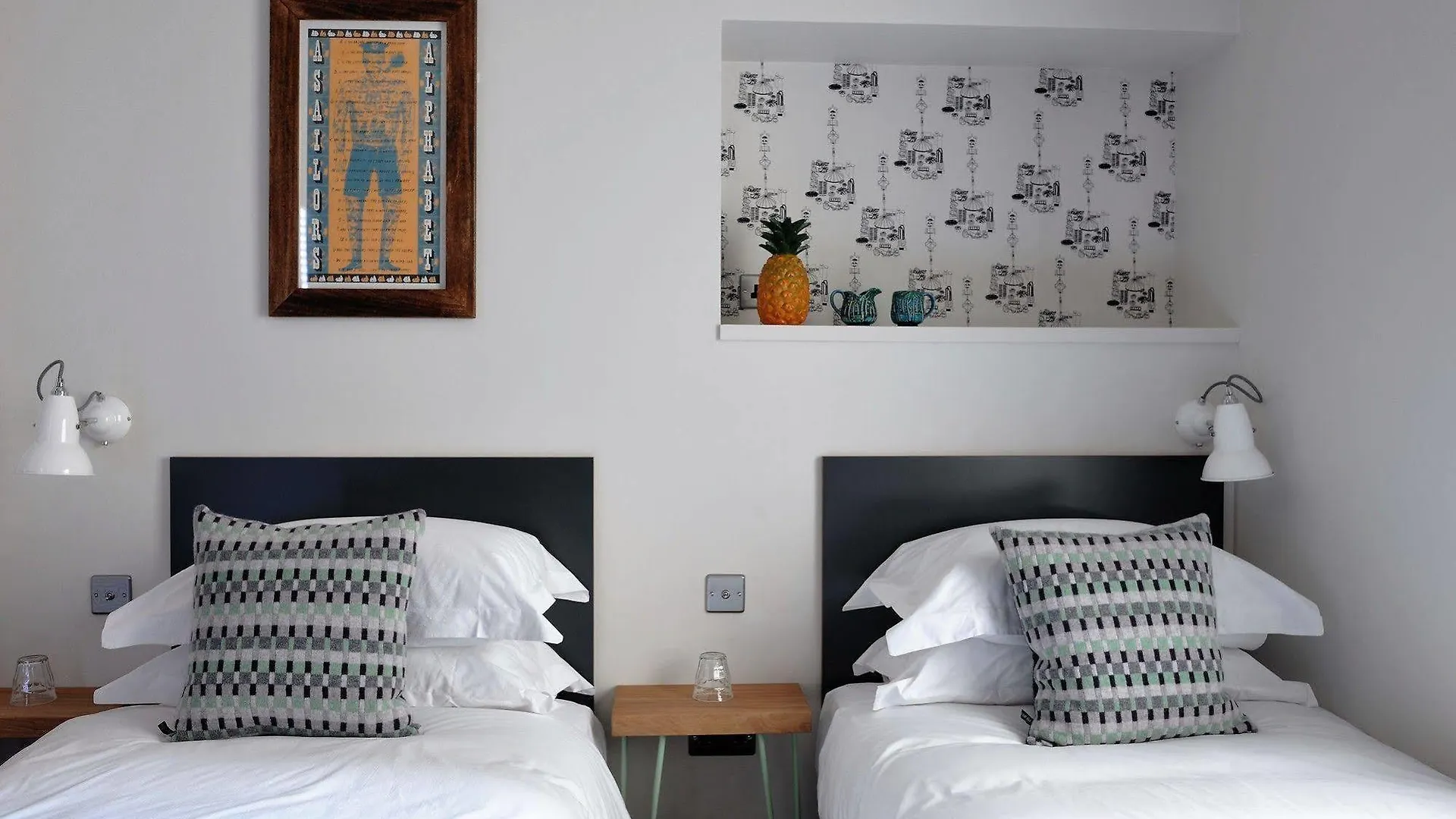 Oyo Fab Guest House Brighton Hotel