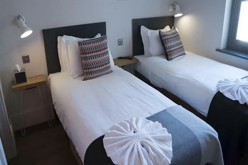 Oyo Fab Guest House Brighton Hotel